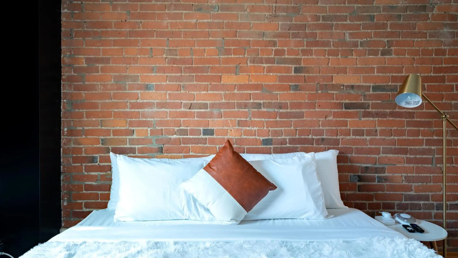 Hotel Prime Location Top Rated Clean Parking Free Columbus United States