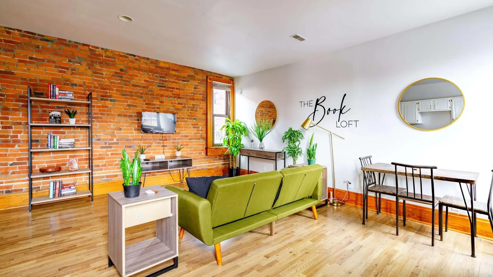 Prime Location Top Rated Clean Parking Free Columbus Hotel
