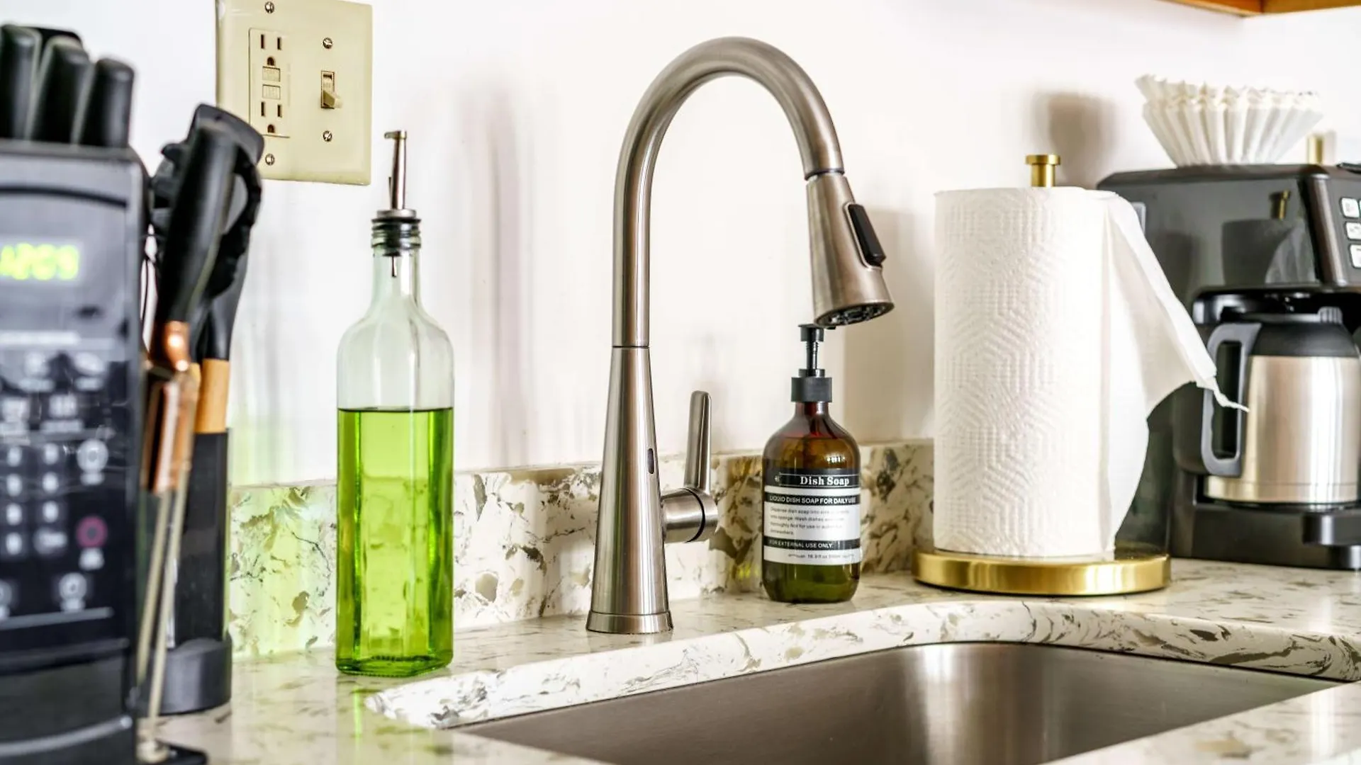 Hotel Prime Location Top Rated Clean Parking Free Columbus United States