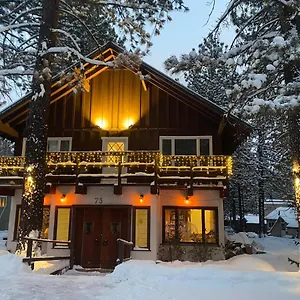 https://the-mammoth-inn.mammothlakeshotels.org