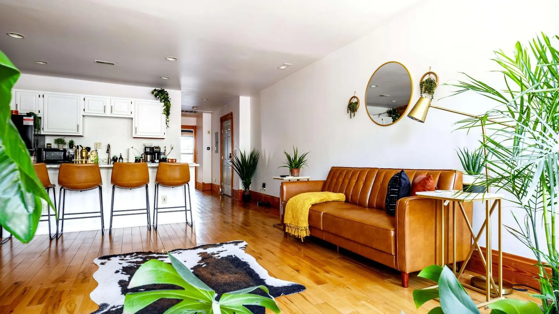 Prime Location Top Rated Clean Parking Free Columbus
