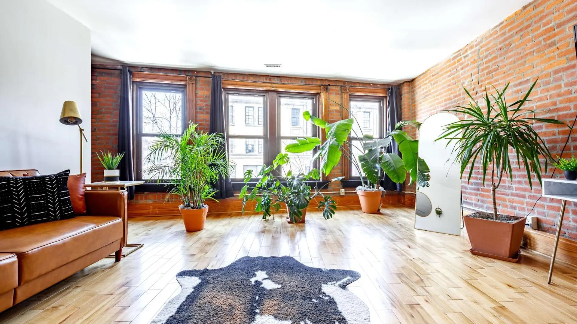 Prime Location Top Rated Clean Parking Free Columbus