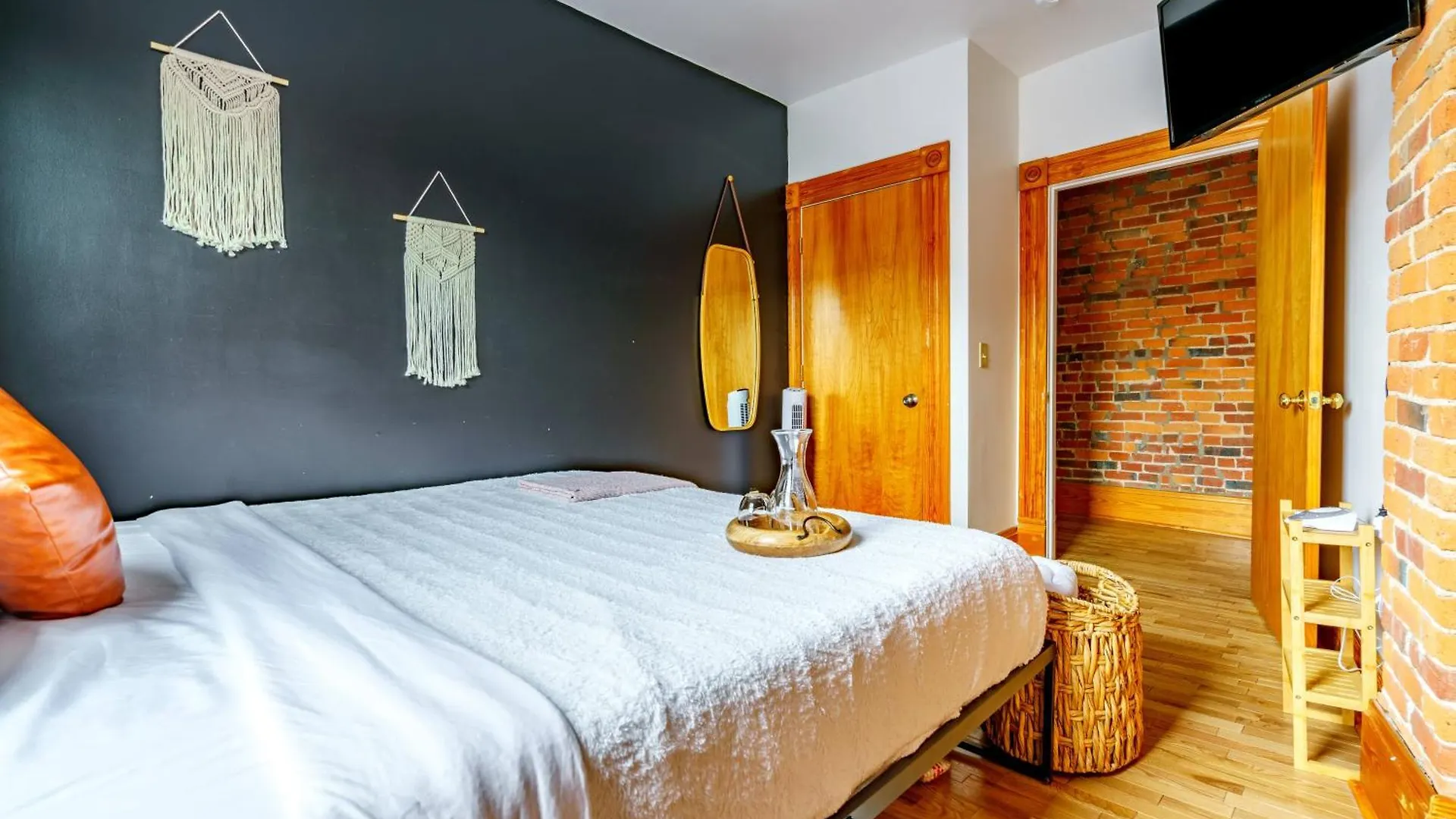 Prime Location Top Rated Clean Parking Free Columbus